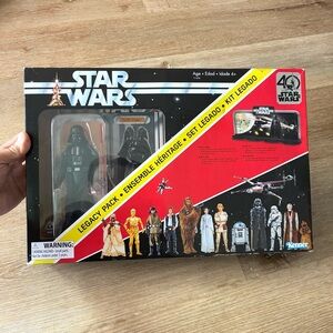 Star Wars Black Series 40th Anniversary Darth Vader Legacy Pack